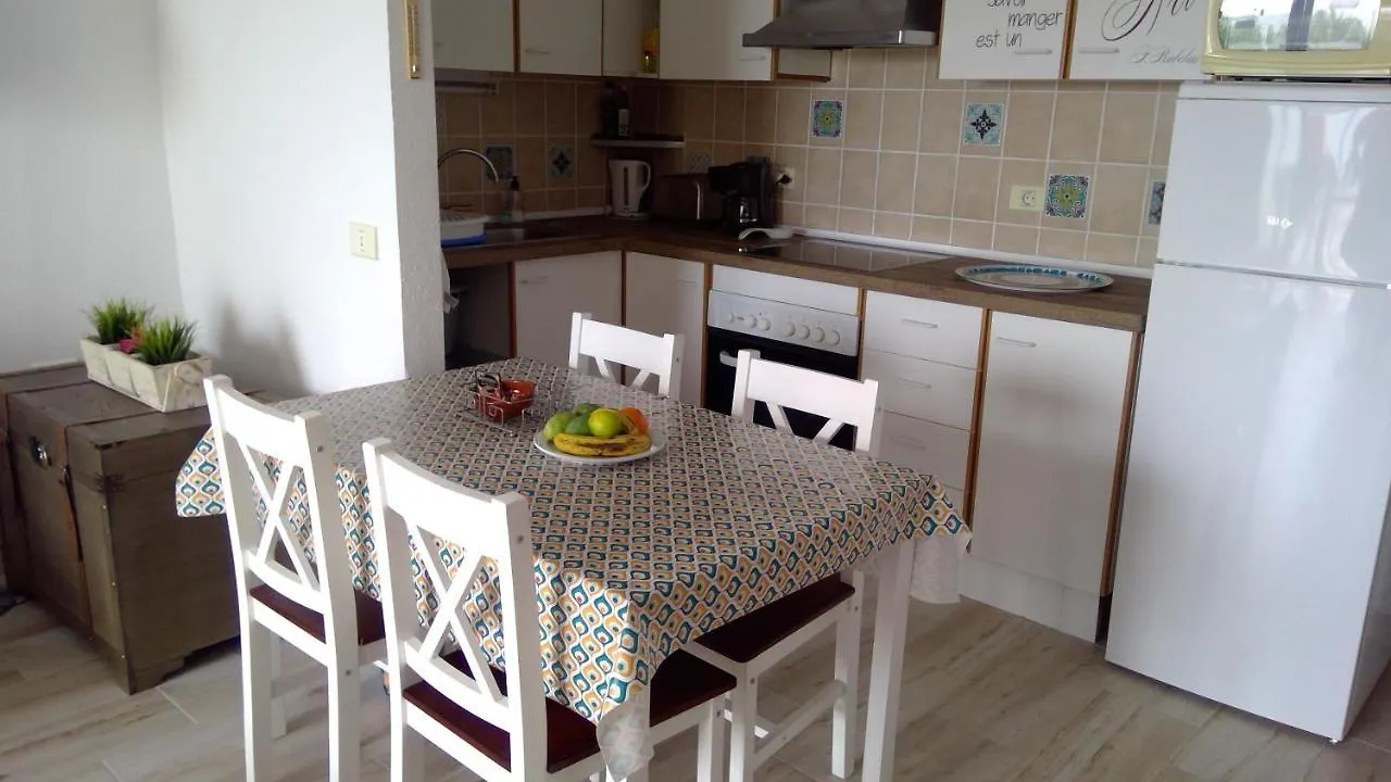 Appartement Calle Hesperides Costa Del Silencio Spanje